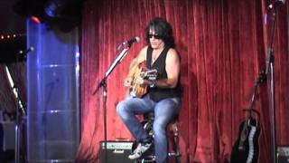 Paul Stanley KISS Kruise V: solo, private &amp; acoustic: 5/11 Hold me touch me