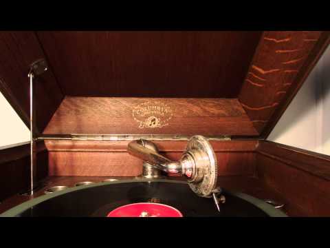 Louise Massey and the Westerners . "Squeeze Box Polka"  1940