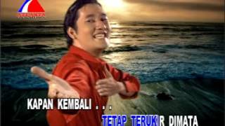 Download lagu Saputangan Merah - Cover Version (Dangdut House) mp3