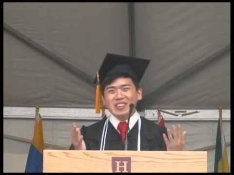 ケビン・ヤンが2014年のクラスを鼓舞 (Kevin Yang Inspires the Class of 2014)