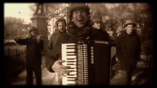 La Strada - The Sun Song Music Video