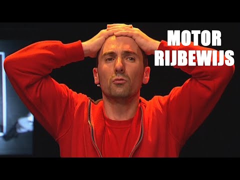 Ronald Goedemondt - Motorrijbewijs (Ze bestaan echt)