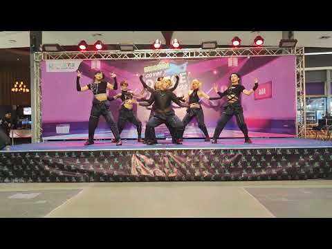 220619 The Tracket Cover NMIXX - O.O @Robinson SKN Cover Dance 2022