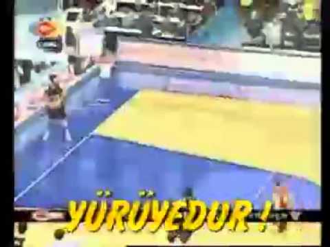 Tufan Ersöz Buzzer Beater | GALATASARAY 66-64 Fenerbahçe | 12.10.2003 .mp4