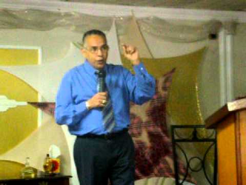 CENTRO CRISTIANO DE LA FAMILIA AZIEL 10/31/2010 - 1