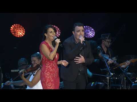 Jason Owen & Tania Kernaghan - Let Your Love Flow, Bushman Can’t Survive Live 