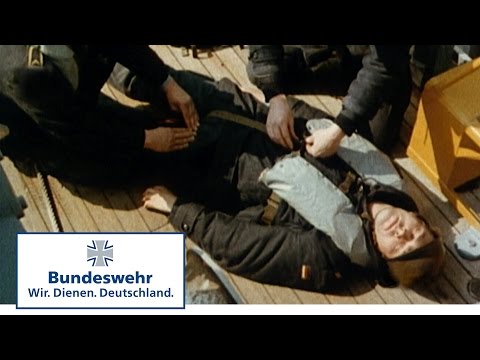 Classix: Hilfe bei einer Schlagaderverletzung (1985) -  Bundeswehr