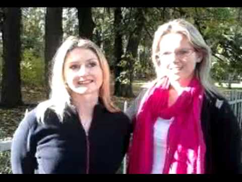 Two young ladies from Australia