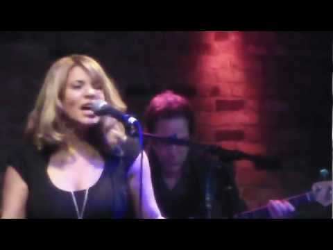 Annet Artani at The Bitter End (5)(1 of 2)