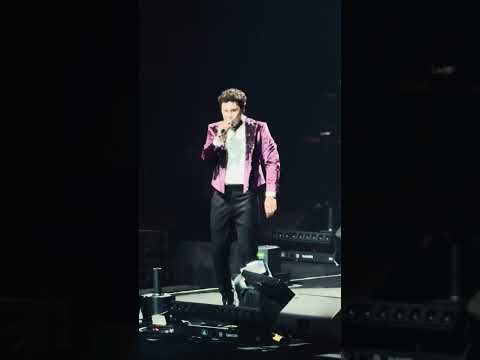 Terhangat Di Pasaran  || KRU Live @ Konsert GenKru (Day 2), 04.05.2025 #genkru #KonsertKRU  #concert