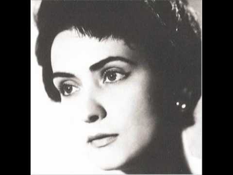 Virginia Zeani - "E' strano...Ah, fors'e' lui...Sempre libera" (Verdi, La Traviata)