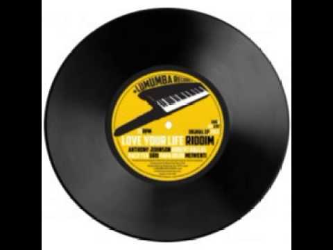 Robert Dallas  Struggle And Pain (lumumba records)