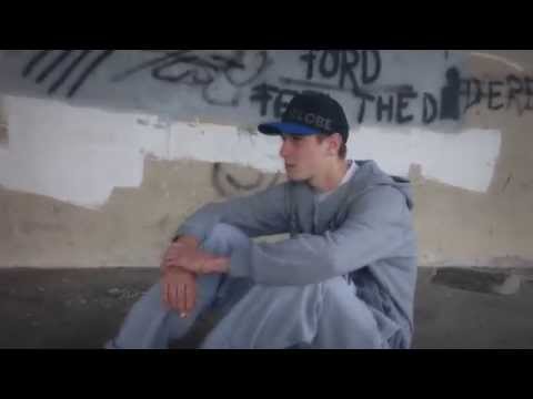 Dave x RO - Elakad a szavad (Official Music Video)