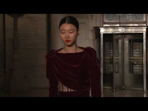 Oscar de la Renta Fall/Winter 2020-2021