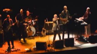 Graham Parker & The Rumour - Wall Of Grace Live in Paris