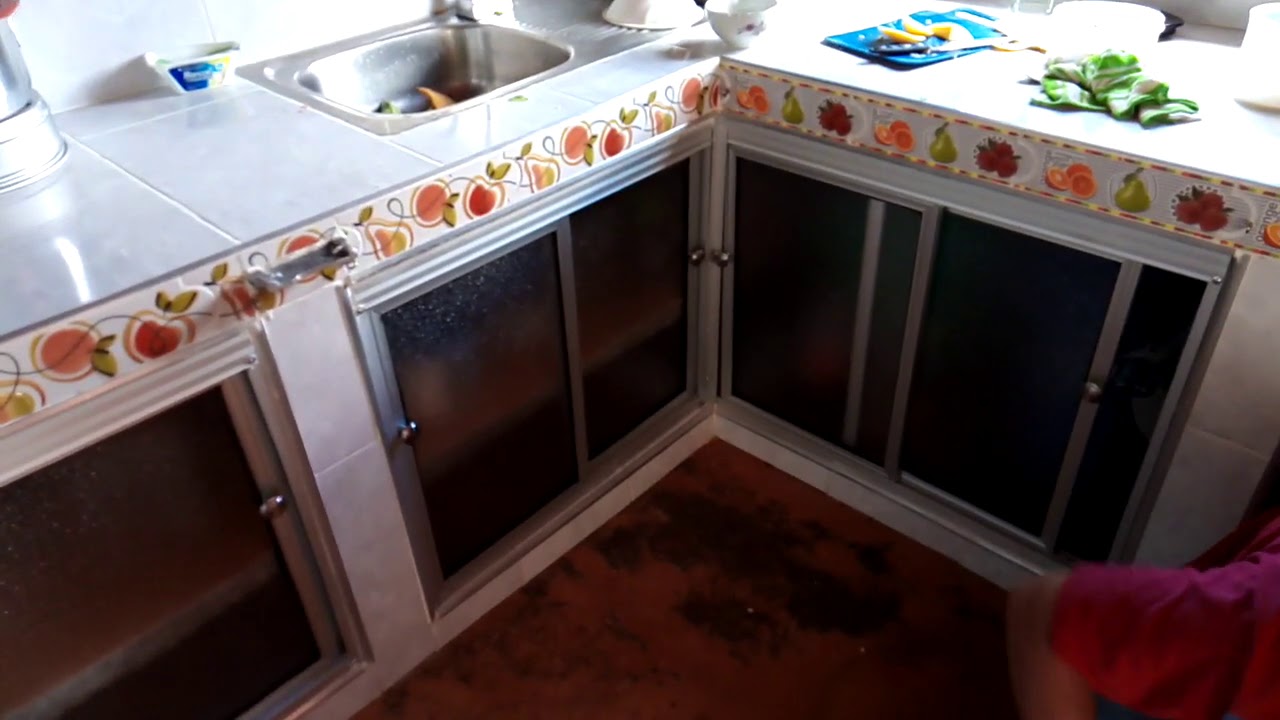 Puertas de meson en aluminio y acrilico