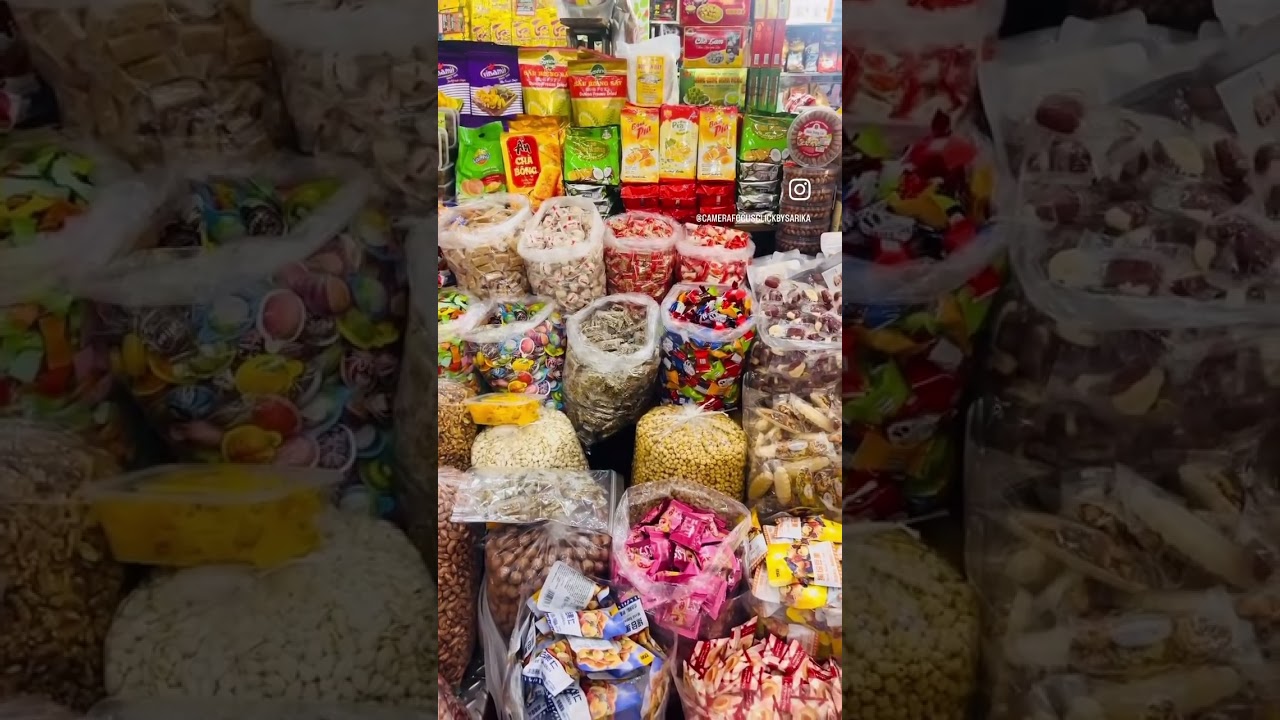 Hanoi’s Old Quarter market—food, colours, and pure local ene…