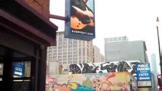 Warwick Murray &quot;&quot;Maybe Chicago Ain&#39;t A Blues Town&quot; Live outside Buddy Guy&#39;s, Chicago