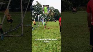 Download lagu Meniru gaya selebrasi kiper Emiliano Martinez.. #football #olahragabola #soccer mp3 Download lagu Meniru gaya selebrasi kiper Emiliano Martinez.. #football #olahragabola #soccer mp3