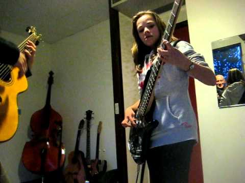 Silke, 13 yo - bas funk!