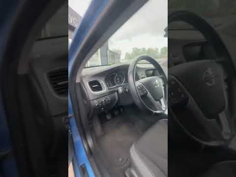 фото volvo v60 i рестайлинг 0