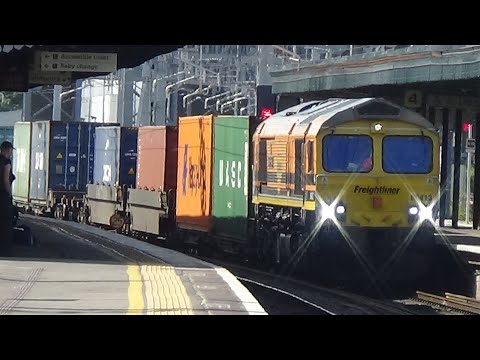 Class 66 No. 66413 departing Didcot Parkway - 13/08/2019