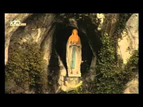 Chapelet à Lourdes