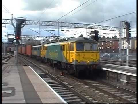 86627 and PowerHaul 86637 pass through Stafford working 4L92 Felixstowe - Ditton Freightliner