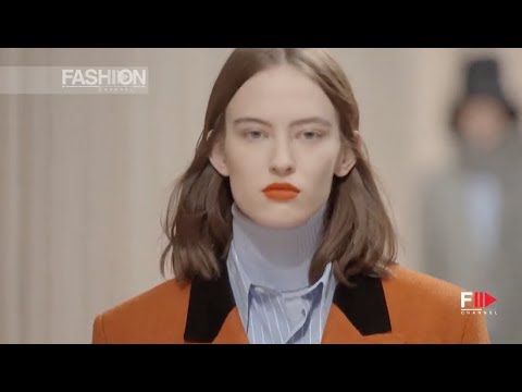 AMI Alexandre Mattiussi Women's Pre-Collection Fall 2019 2020 Paris - Fashion Channel