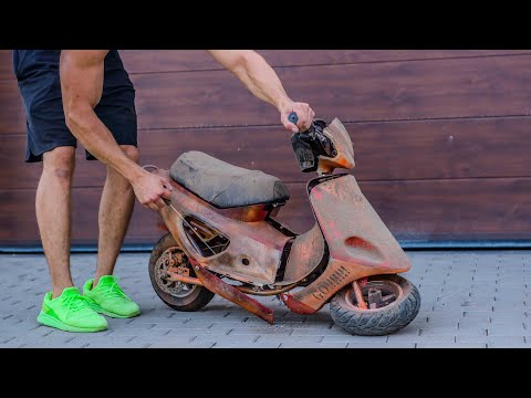 Mini Vespa 49cc - Restoration Abandoned Small PIZZA Scooter - 30mph