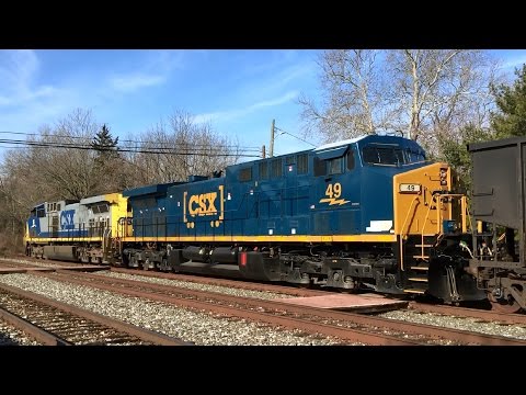 Slow E739 With Freshly Painted AC44 Trailing And Loud Horn