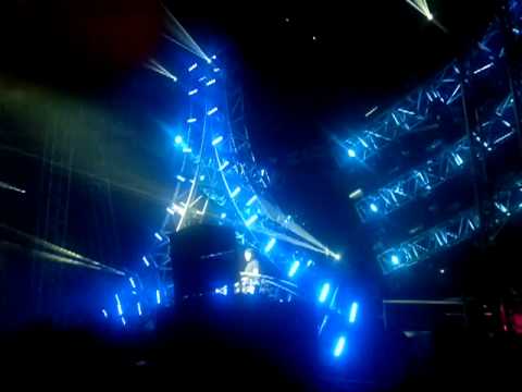 Steve Angello @ Creamfields UK 2011