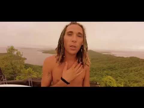 Waxxi (L'ArtSonOr) - Madinina (Clip officiel)