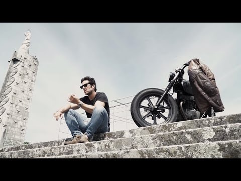 download lagu mp3 mp4 Bullitt Garage, download lagu Bullitt Garage gratis, unduh video klip Bullitt Garage