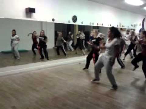 Ragga dancehall Toulouse 2012 -Gyptian Ft. Munga, Supa Hype & Chi Ching - Slap Wey -
