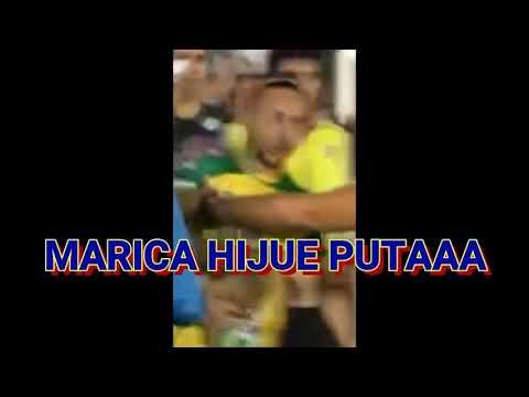 Meme Deportiva De la lesión de Jugador de Coban Imperial en estadio de Antigua Guatemala