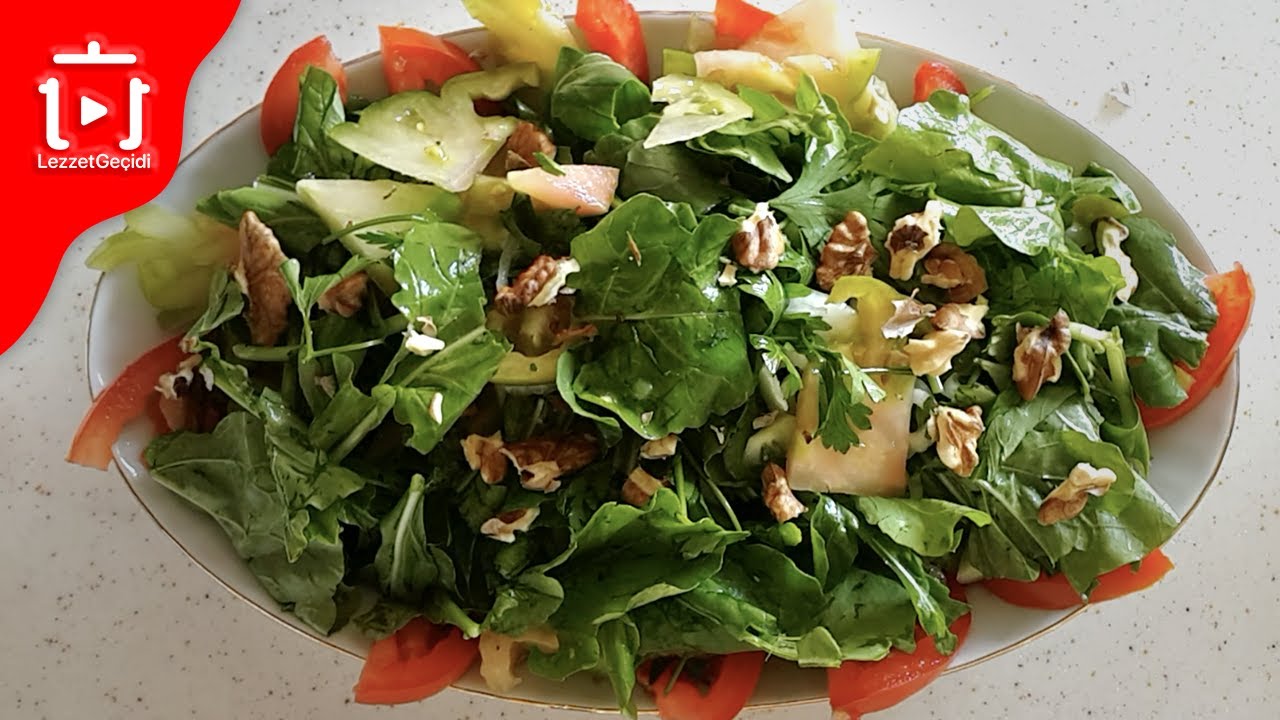 Roka Salatası Tarifi: Nar Ekşili Soslu Salata Nasıl Yapılır