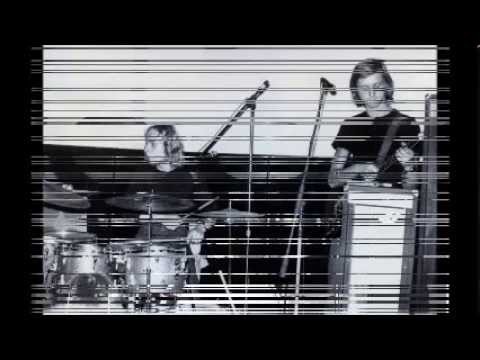Atomic - Napůl (1978. M-Klub Karlovy Vary)