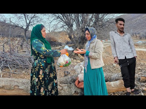 “Searching for Missing Children in the Village; Farideh’s Bitter Wandering”