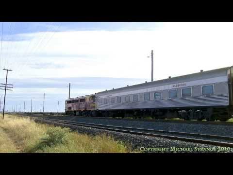 NSWRTM Heritage Train Waits For A Freight Train To Pass - PoathTV Australian Railways
