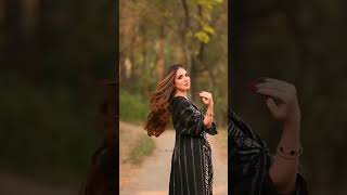 Black Sequins Embroidered Kaftan - Video 5