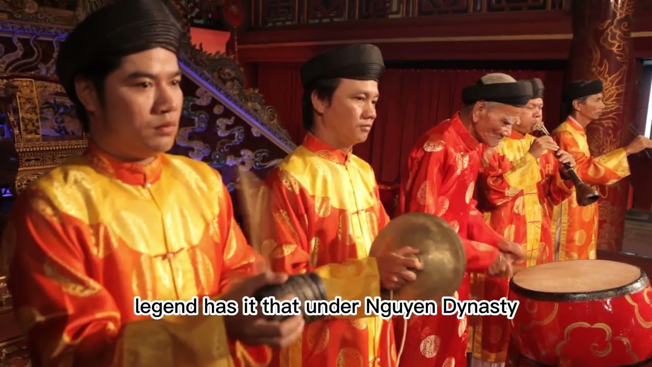 Discover the highlights of Duyet Thi Duong theatre.