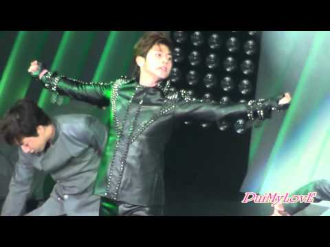 [HD] 120520 SMTown LA TVXQ - WHY (Keep Your Head Down)