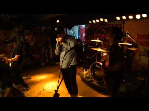 20131013 Combative Post - (1)