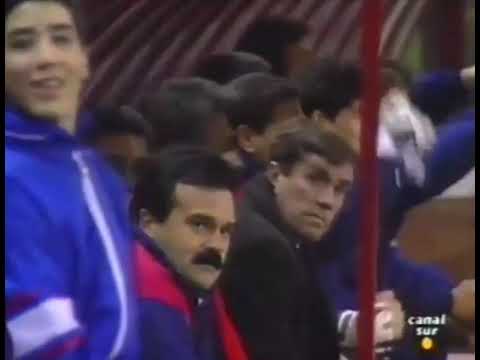 Lyuboslav Penev (Atlético Madrid) - 09/12/1995 - Atlético Madrid 3x1  Barcelona - 2 gols