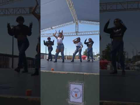 Bright Light D.C  Hip- Mamamoo