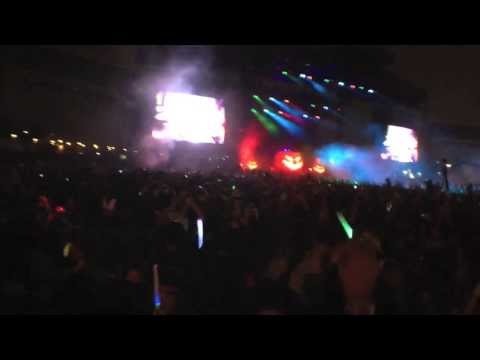 SKRILLEX - HARD - DAY OF THE DEAD 2013 (FULL HD LIVE SET) 60 mins