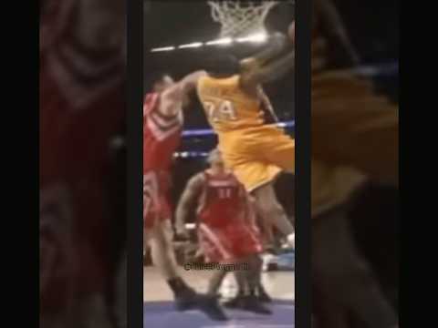Kobe crazy dunk on Yao Ming💀
