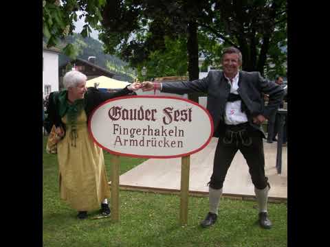 A  TIROLER MADL UND A STEIRERBUA