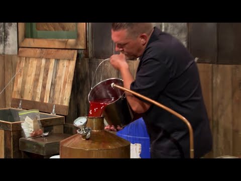 That moonshine could have made them lose their hair! 😱 | Moonshiners: Clash of the Titans
